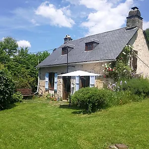 La Petite Maison Pont Blanchard, Pléaux