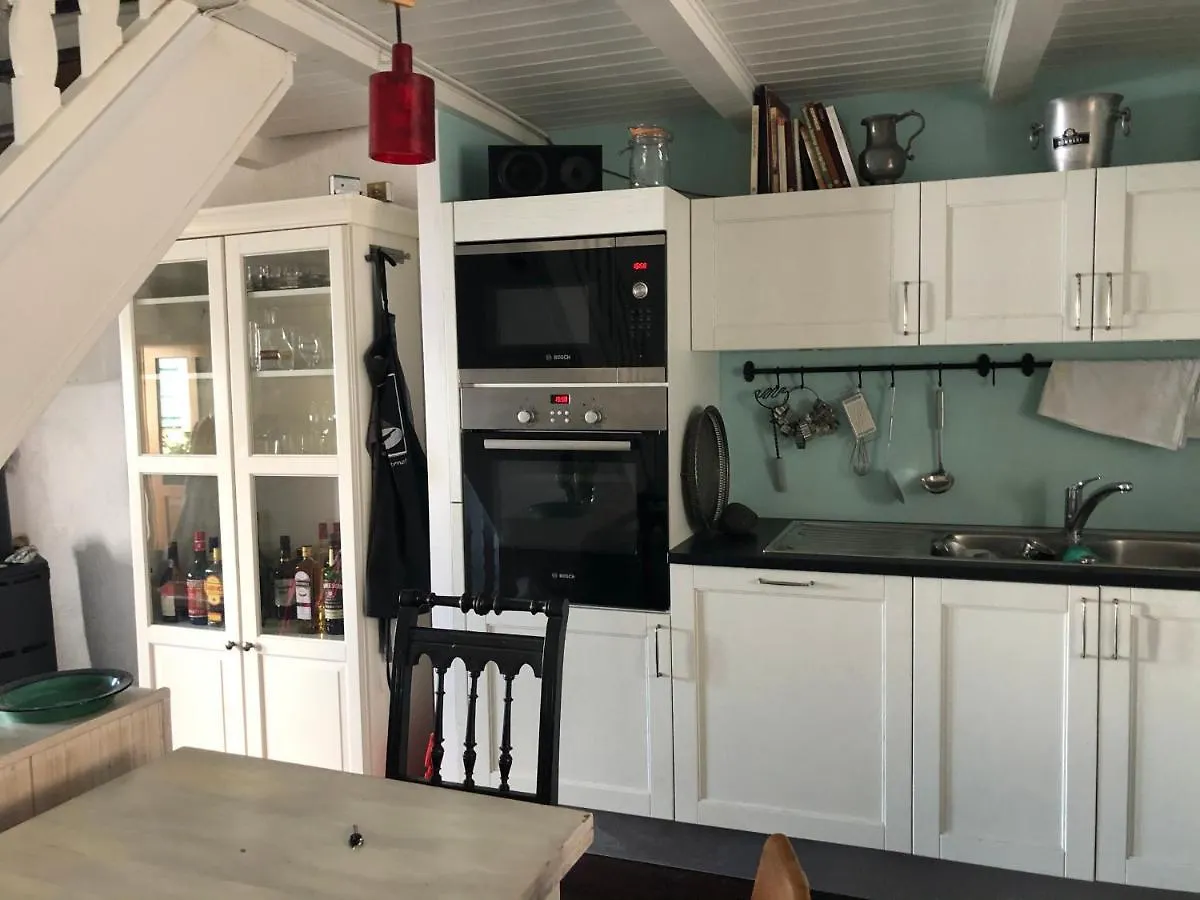 Holiday home A Room With A View - Maisonnette Dans Bourg Medieval Au Bord Du Lac Leman Yvoire