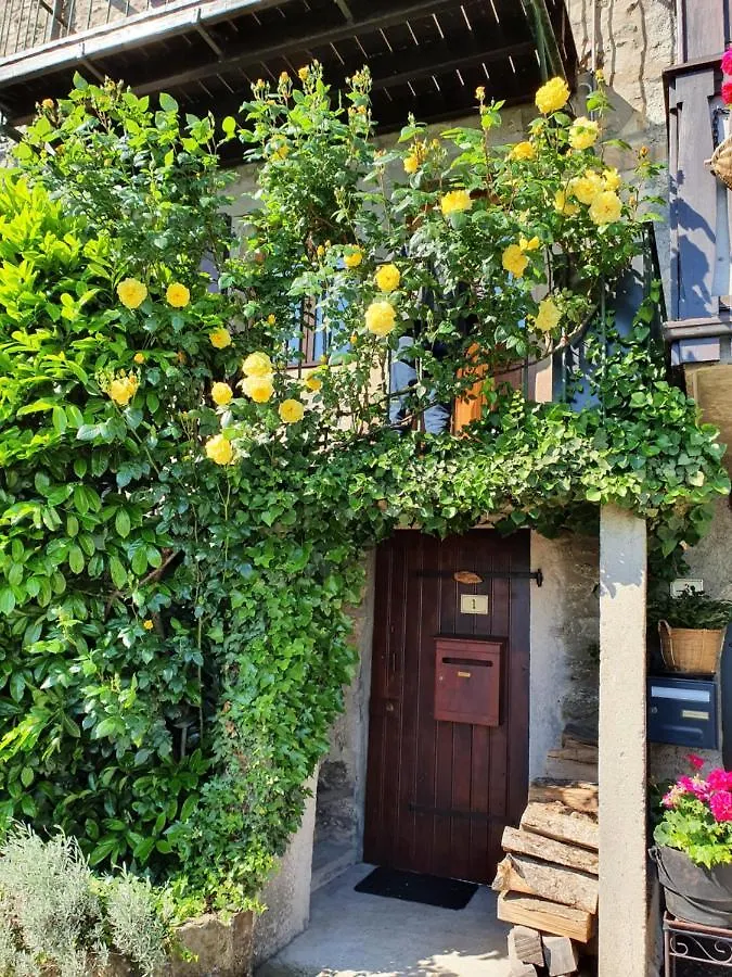 Holiday home A Room With A View - Maisonnette Dans Bourg Medieval Au Bord Du Lac Leman Yvoire